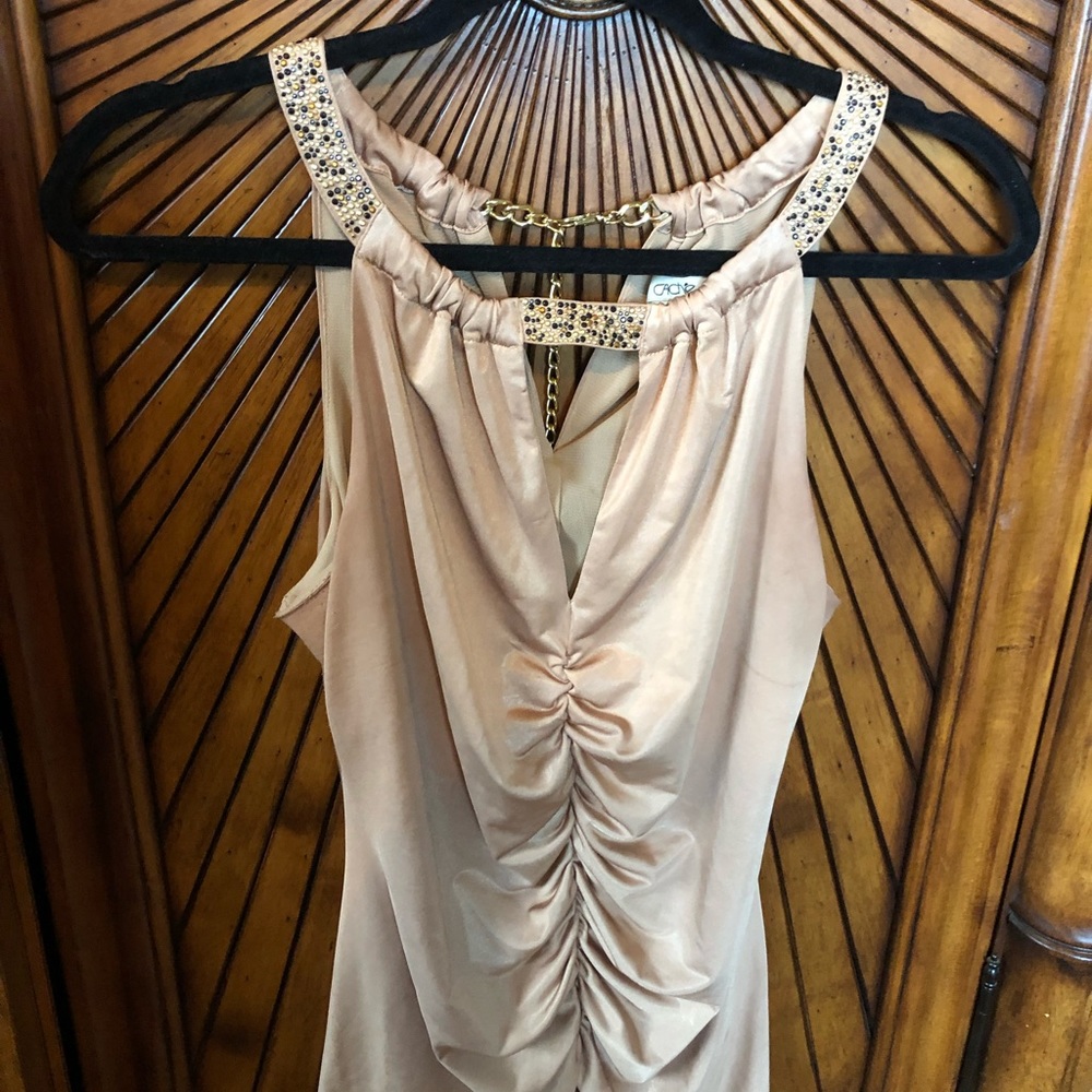 Cache ruched top
